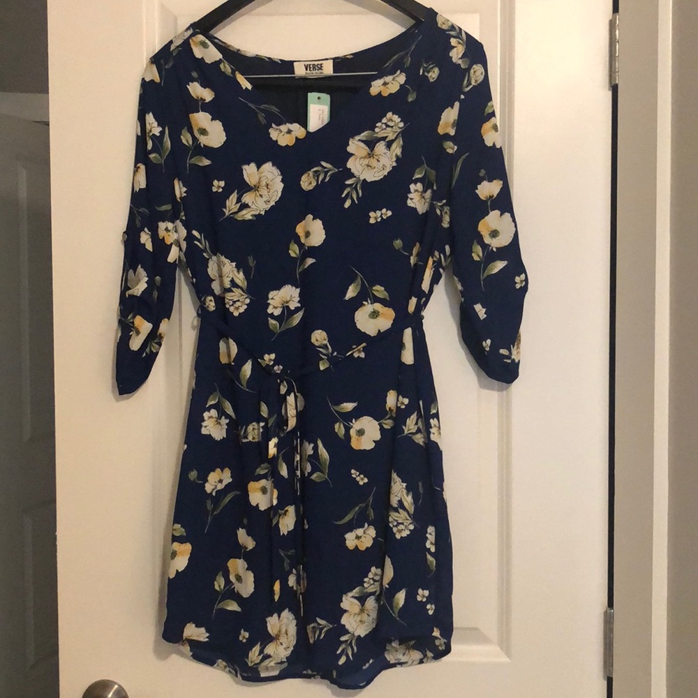 NWT Verse Floral Dress